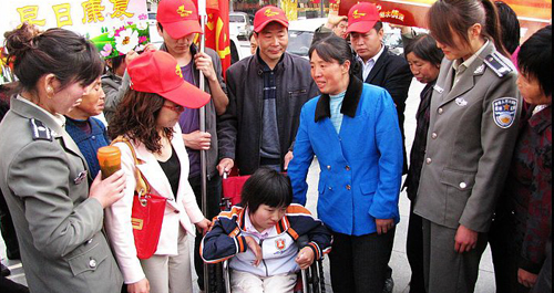 洛南女孩患重病 熱心網(wǎng)友18小時捐款3045元