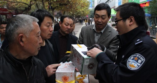 “亮劍”行動(dòng)成果展開宣傳展示活動(dòng)