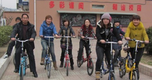 干佑鎮(zhèn)中心校趕低碳“時髦”