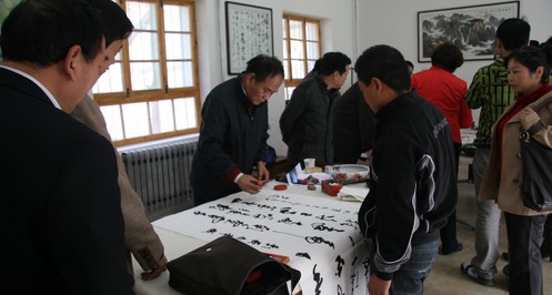 多名書法名家來商洛現(xiàn)場揮毫潑墨