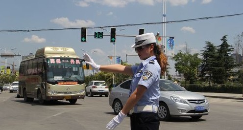 商洛：走進(jìn)高溫下的普通勞動(dòng)者