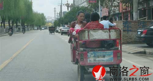 年輕媽媽，這車你也敢坐嗎？