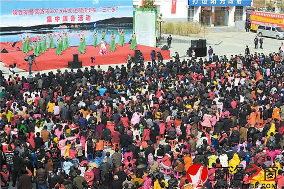 圖為省&ldquo;三下鄉(xiāng)&rdquo;活動現(xiàn)場。（記者 方 立 攝）