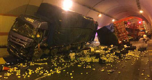 福銀高速隧道發(fā)生交通事故無人員傷亡