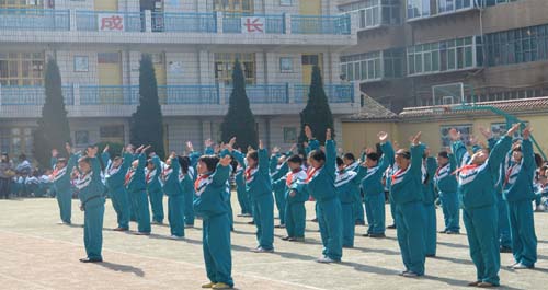 商州區(qū)城關(guān)小學(xué)開展廣播體操比賽