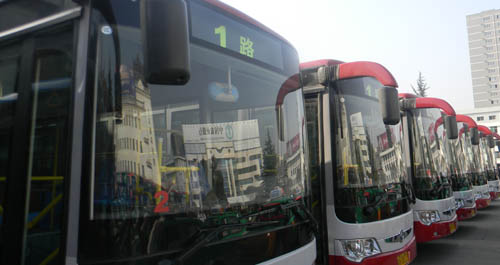 客運(yùn)百日活動圓滿結(jié)束 1路新車今日正式運(yùn)營