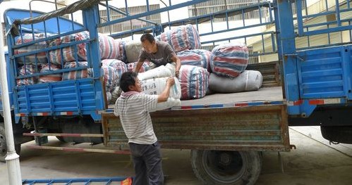 市民政局充分準(zhǔn)備救災(zāi)物資儲(chǔ)備