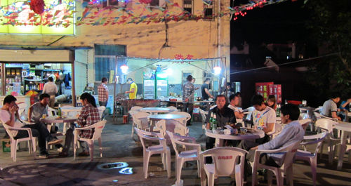 夏季吃燒烤應(yīng)注意食品衛(wèi)生