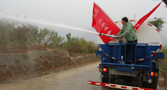 商洛積極開展“抗旱保秋播、保人畜飲水”活動