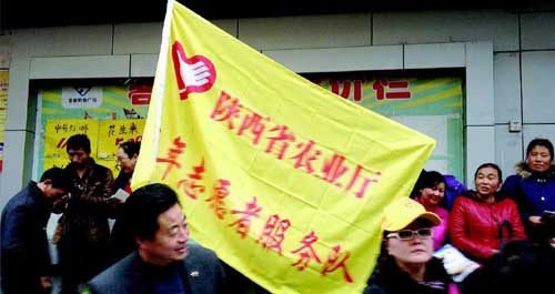 省市農(nóng)業(yè)部中青年專家志愿者來柞水開展送技術(shù)下鄉(xiāng)活動