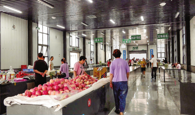 農(nóng)貿(mào)市場(chǎng)換新顏“菜籃子”拎出幸福感