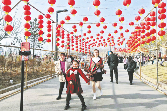 洛南舉辦“千燈萬(wàn)?！は矘?lè)元宵”系列活動(dòng)