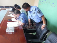 商洛山陽管理所：考核路政人員業(yè)務（圖）