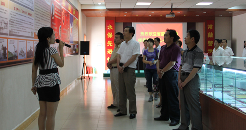 省委老干局巡視員來商南指導工作