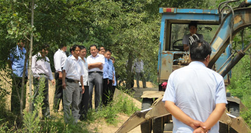 洛南縣三要鎮(zhèn)進(jìn)行河道集中綜合整治