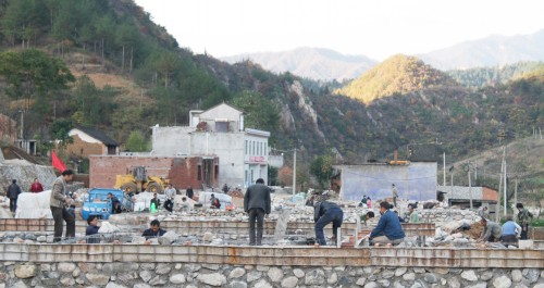 清油河加快移民安置區(qū)建設(shè)