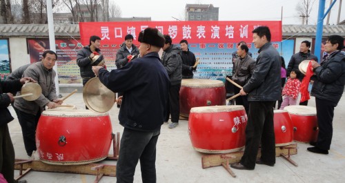 洛南縣文化館組織開展“鑼鼓班”培訓進村活動