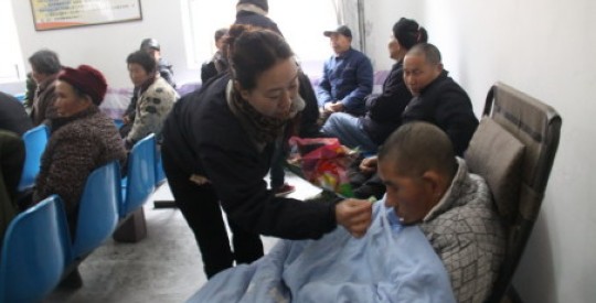 傳承雷鋒精神 彰顯國網(wǎng)愛心