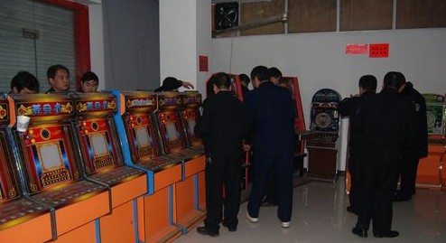 山陽警方集中開展電子游戲廳專項(xiàng)整治