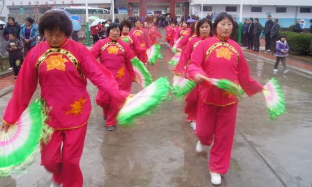 鎮(zhèn)安西川村建起了文化活動廣場