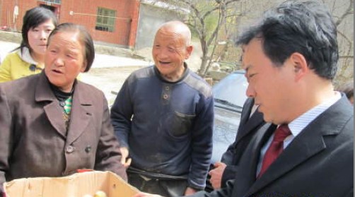 丹鳳縣住房公積金管理部門為包扶村辦實事