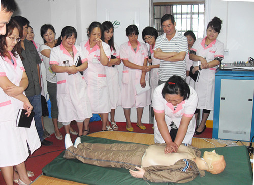 商州區(qū)計(jì)生站開展技術(shù)比武活動(dòng)