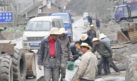 柞水小嶺段道路大修一期主體工程竣工