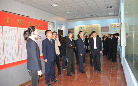 丹鳳開(kāi)展“繼承革命傳統(tǒng)、弘揚(yáng)老區(qū)精神”主題活動(dòng)