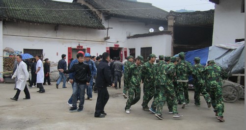 柞水鳳凰鎮(zhèn)組織防汛演練