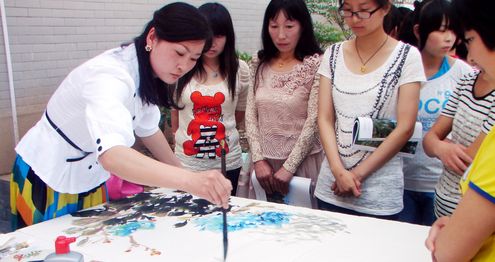 山陽政協(xié)開展送書畫下鄉(xiāng)活動