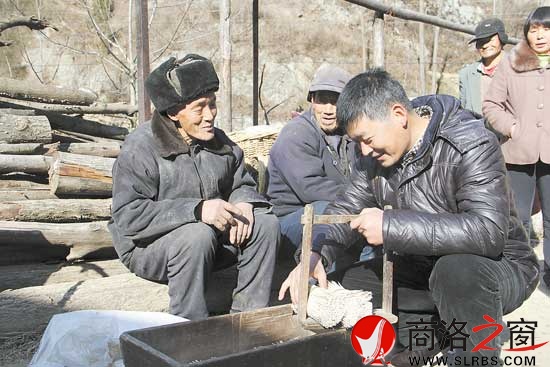 王挪莊的掛面受到十里八鄉(xiāng)趕集人的喜愛