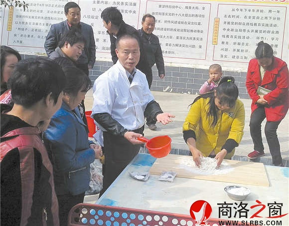 農(nóng)家樂(lè)廚藝培訓(xùn)吸引眾多村民參加